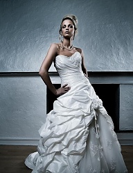 Moda Ślub Suknie ślubne - 445701