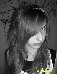 Fryzury Średnie Alternatywne EMO - 26834