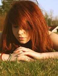 Fryzury Długie Na co dzień Proste z grzywką Rozpuszczone Rude - 1239498