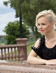 Fryzury Średnie Na co dzień Kręcone Upięcie Blond - 2757206