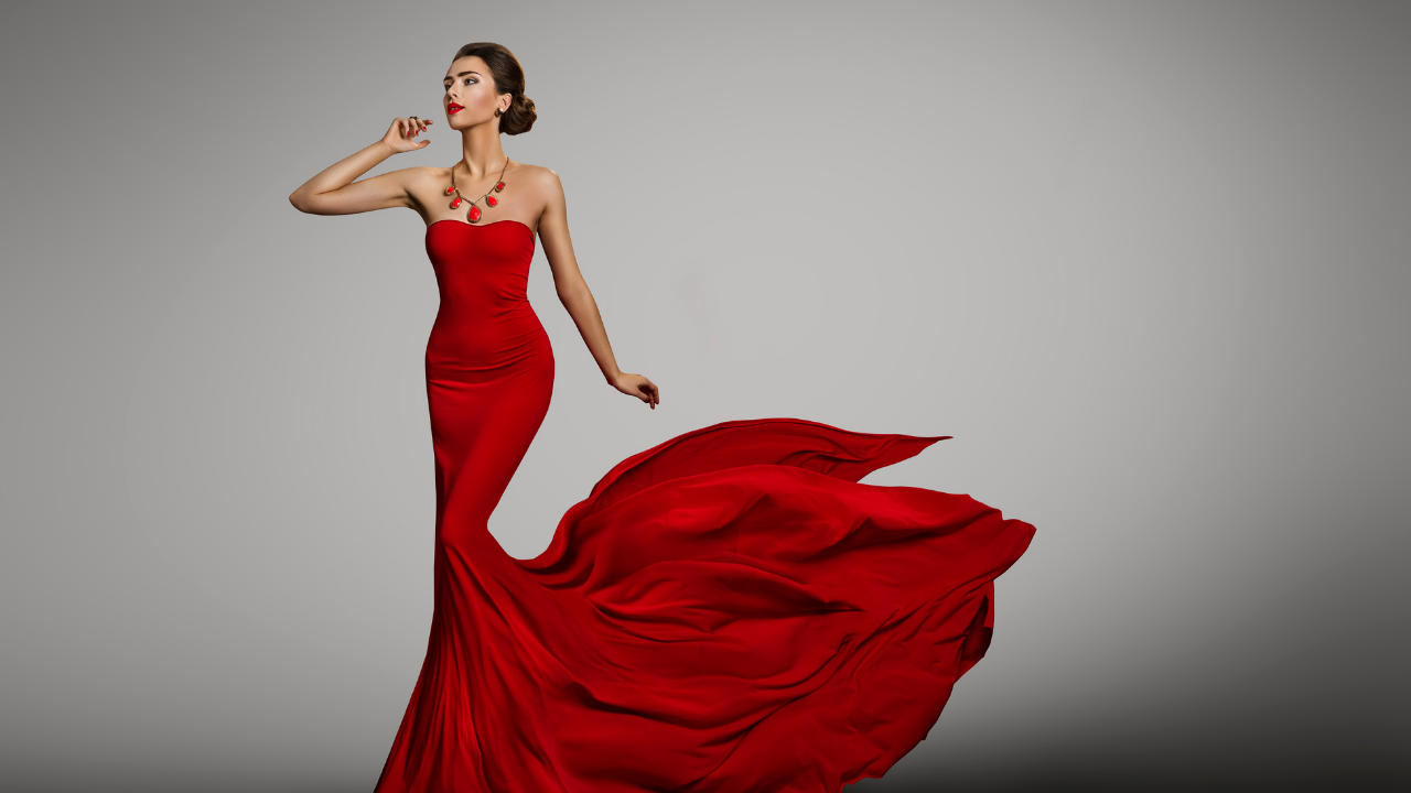 Czerwona sukienka - jaką wybrać, kiedy ją nosić, jakie buty do niej ubrać?  Wszystko, co chcesz wiedzieć
