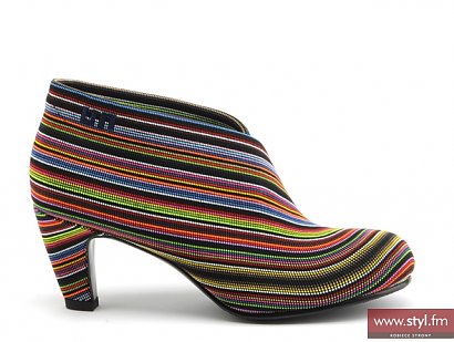 United Nude