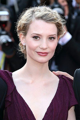 Mia Wasikowska