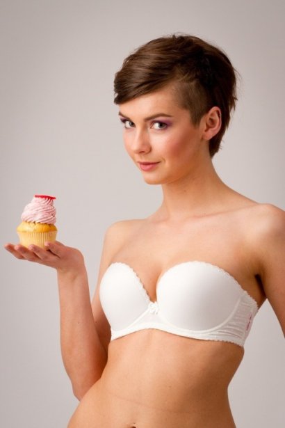 Ewa Michalak, model: Strapless Mleczny