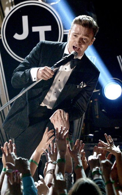 Justin Timberlake - 1 mln $