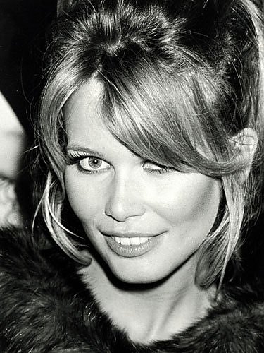 Messy kok - Claudia Schiffer (1992)