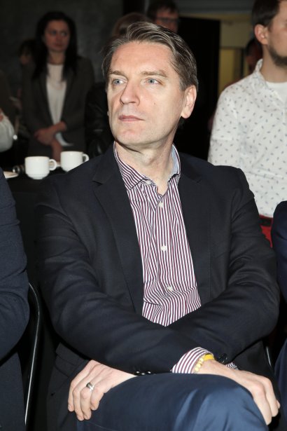 Ciekawe, czy Tomasz jest z tego zadowolony. Pozdrawiamy!