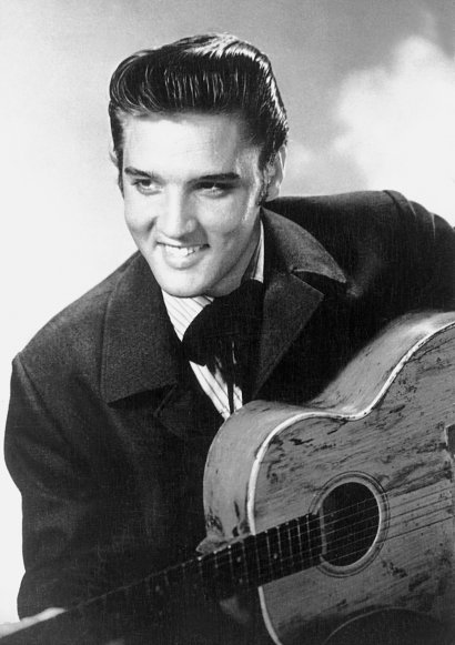 Elvis Presley już był wtedy popularny i wiedział, że ludzie potrafią być okrutni, a w gazetach pojawiają się niekiedy plotki niezwiązane kompletnie z prawdą. Ostrzegał żonę, ale ta nie przestawała się tym przejmować. Para zaledwie po sześciu latach małżeństwa się rozstała. Jak później będzie wspominać Priscilla, nie godziła się na życie, jakie oferował jej mąż.