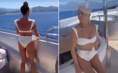 Na najnowszym zdjęciu widzimy uśmiechniętą i opaloną Małgorzatę, która pozuje do zdjęć w białym bikini z marszczonym kwiatem umieszczonym na dolnej części kostiumu.