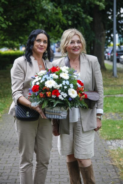 Małgorzata Ostrowska-Królikowska wyglądała przepięknie, co dla wielu może być zaskoczeniem, biorąc pod uwagę ostatnie wydarzenia, które mają miejsce w życiu jej syna Antka.