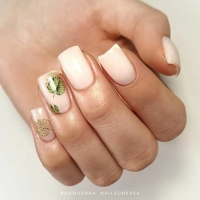 Zobacz paznokcie minimalistyczne!