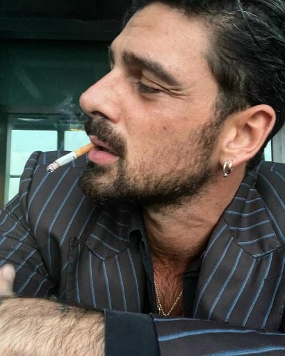 Michele Morrone pokazał się bez koszulki i zaskoczył internautów nowym tatuażem. Jest ogromny!  Zobacz zdjęcia!