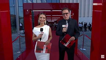 Na ramówkę TVP przyszło liczne grono gwiazd w bieli.